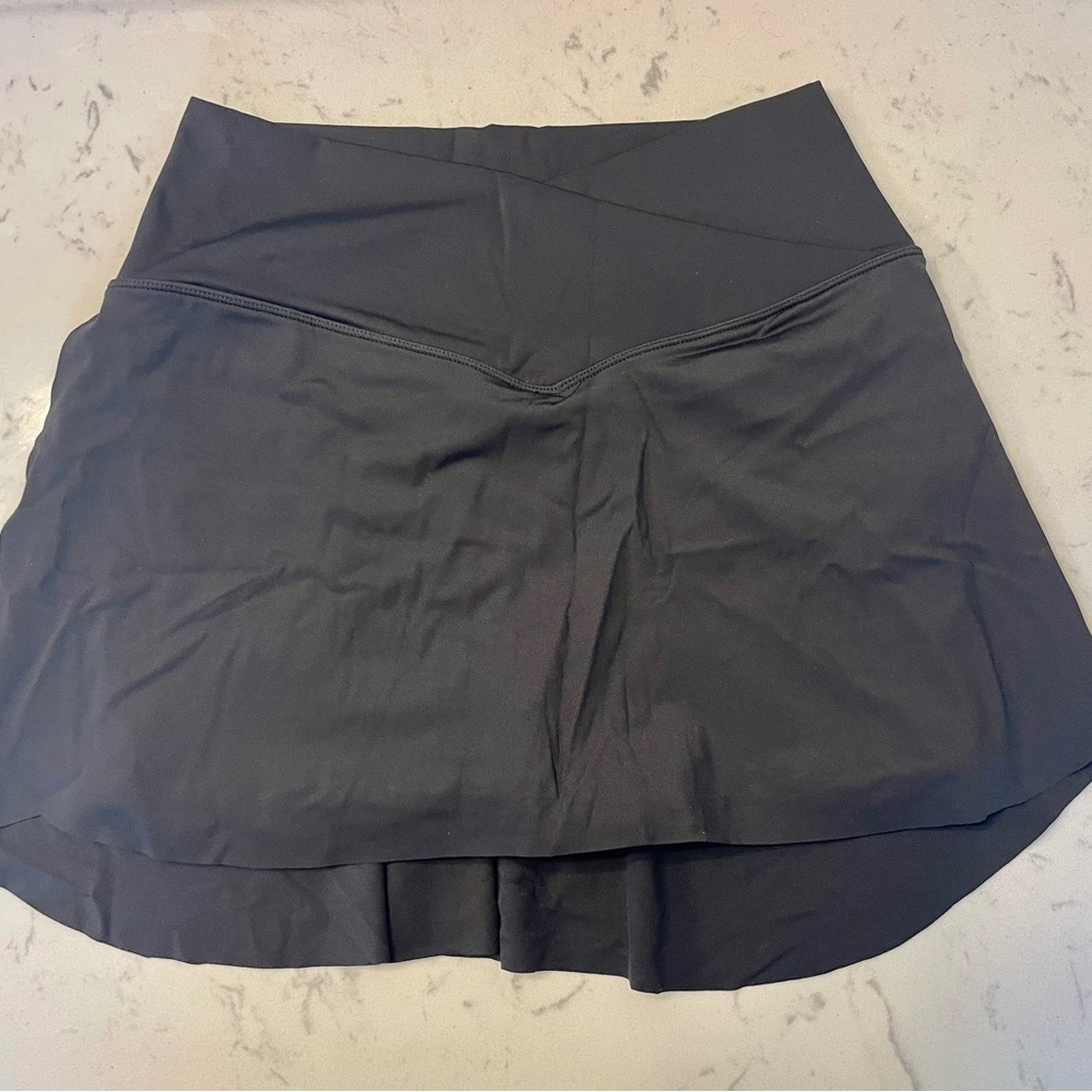 NEW! Halara skort
